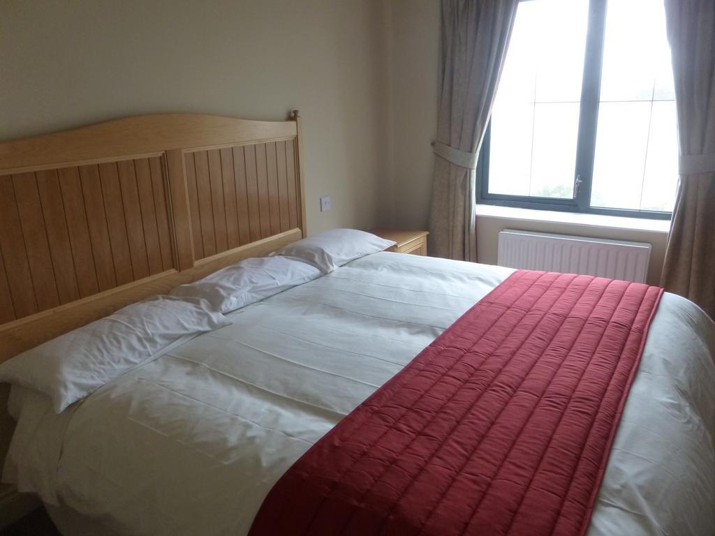 Ostan Oilean Acla Hotel Achill Sound Værelse billede