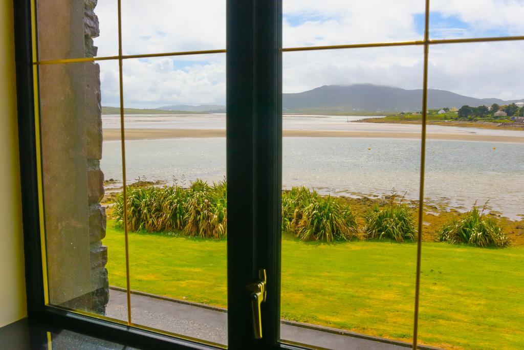 Ostan Oilean Acla Hotel Achill Sound Eksteriør billede